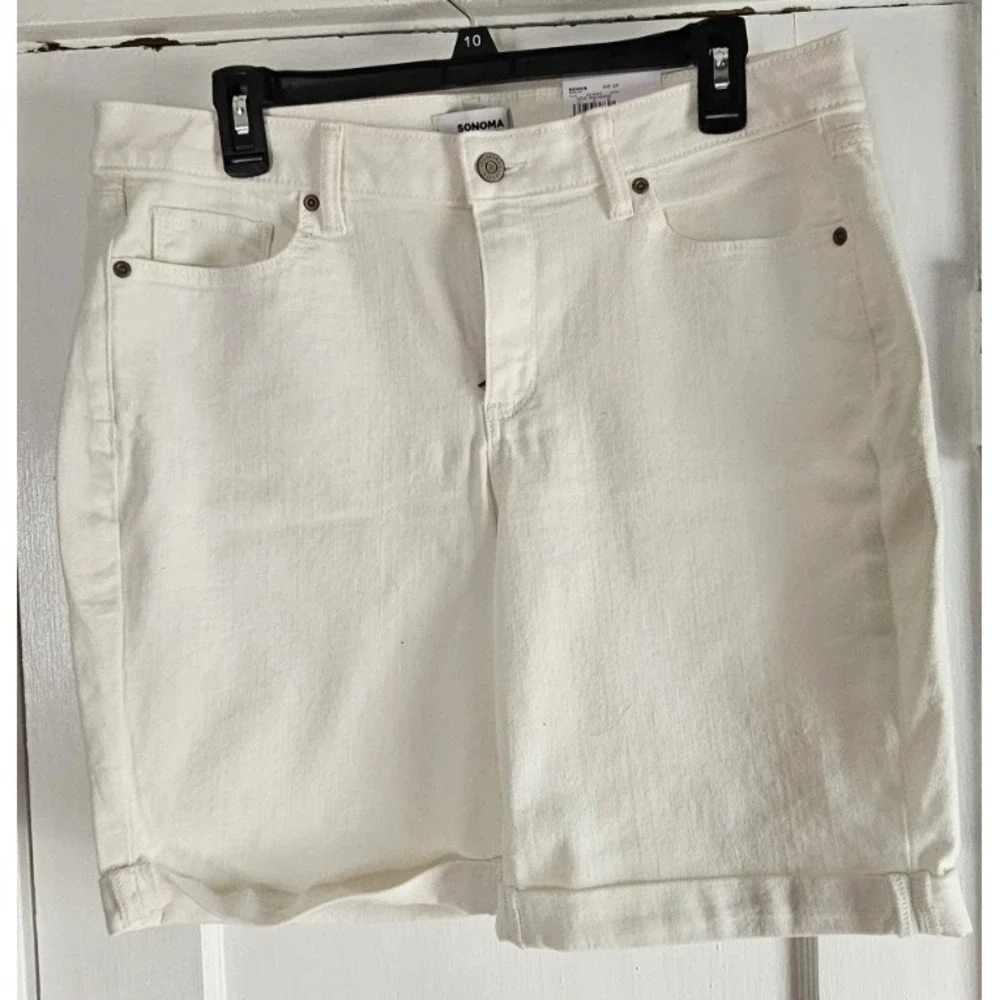 NWT SONOMA white denim mid rise woman 12R cuffed Bermuda shorts inseam 9